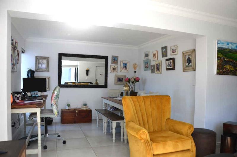 2 Bedroom Property for Sale in Island View Western Cape
